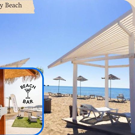Luxury Sea View Two Bedroom Apartment In Caesar Resort & Spa, Long Beach Perivolia tou Trikomou Dış mekan fotoğraf