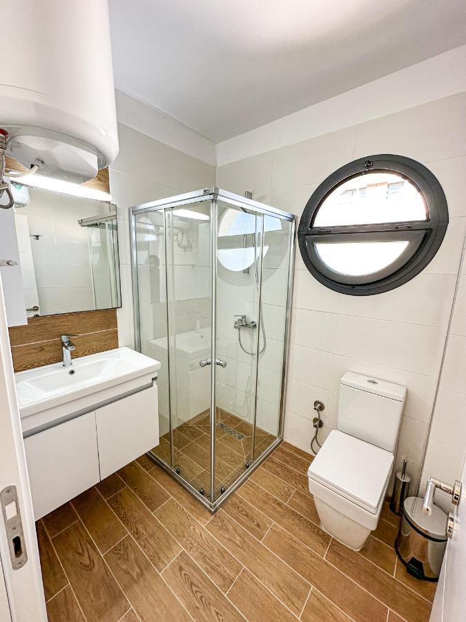 Luxury Sea View Two Bedroom Apartment In Caesar Resort & Spa, Long Beach Perivolia tou Trikomou Dış mekan fotoğraf